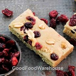 Peanut Butter Cranberry Crunch Cafe Slice